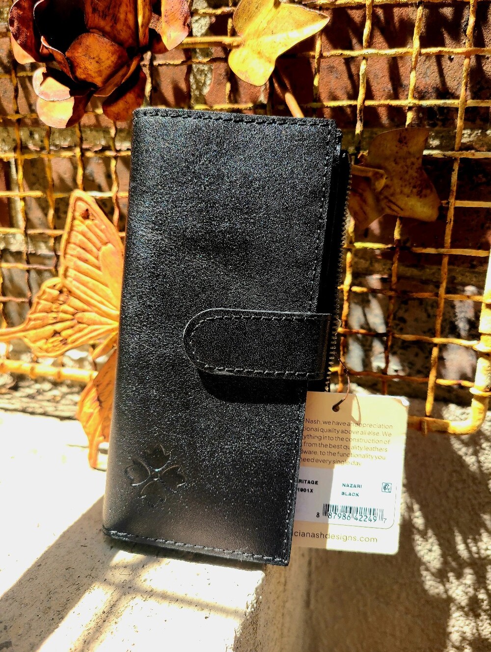 Patricia Nash Bifold Nazari Black Heritage Wallet NWT